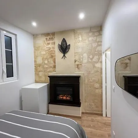 En Face De La Gare Saint Jean * 波尔多